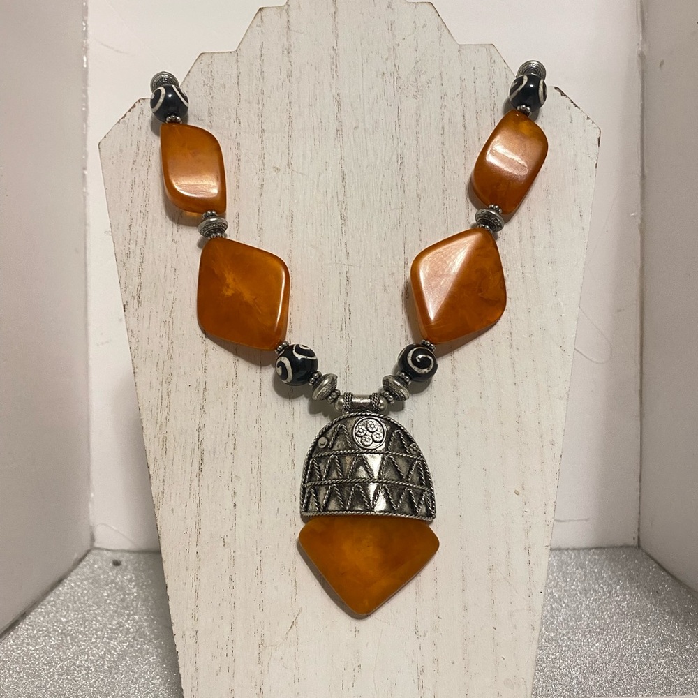 Orange and Silver Geometric Necklace - Picture 5 of 6